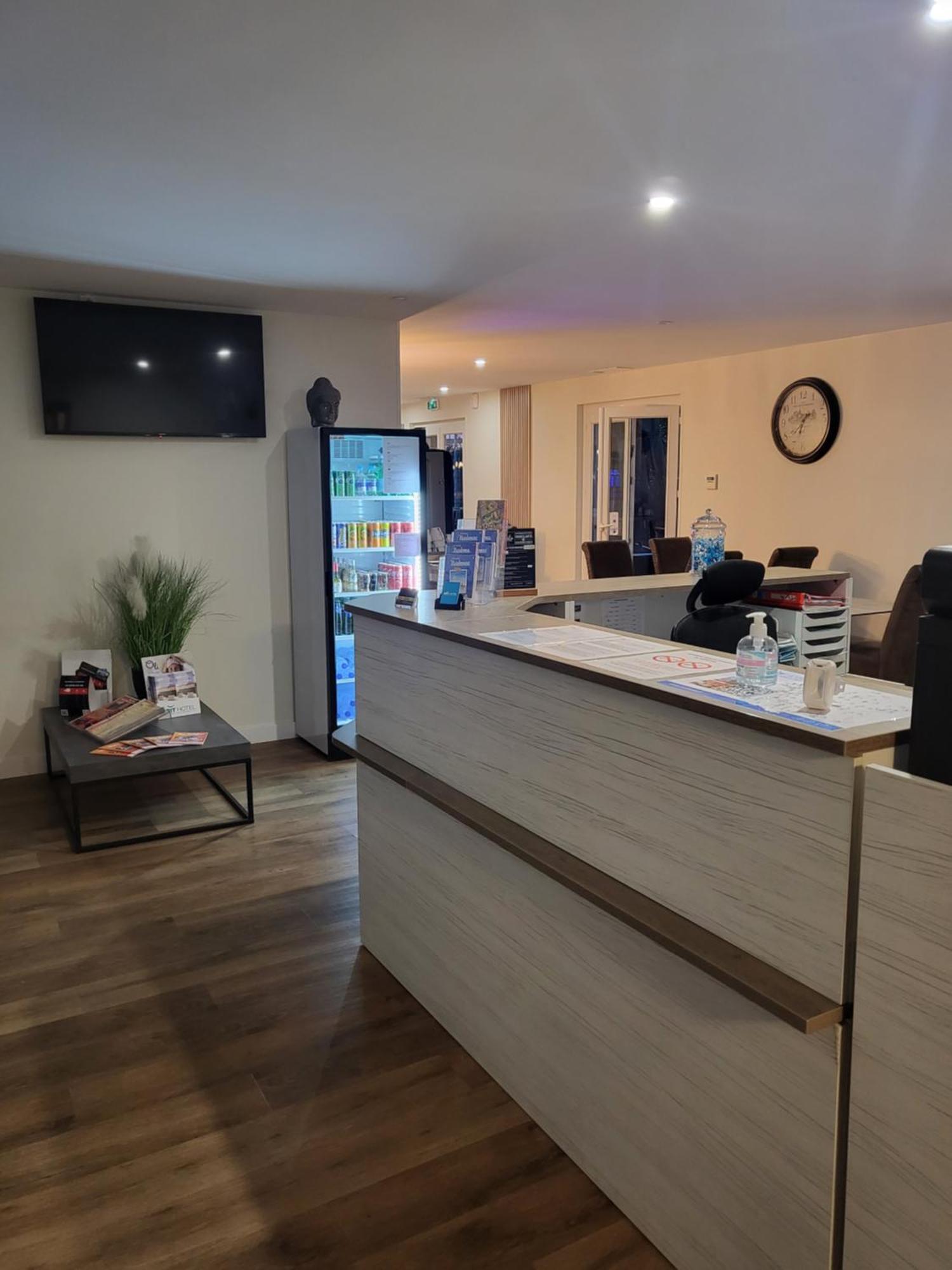 Brit Hotel Plaisance A9/A61 Narbonne Ngoại thất bức ảnh