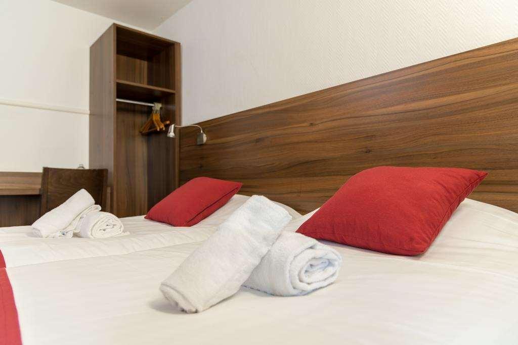 Brit Hotel Plaisance A9/A61 Narbonne Phòng bức ảnh