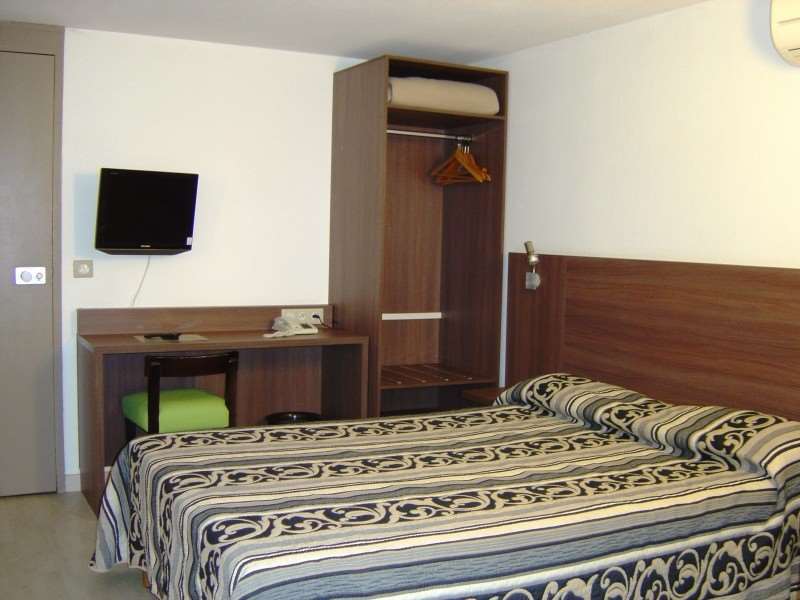 Brit Hotel Plaisance A9/A61 Narbonne Phòng bức ảnh