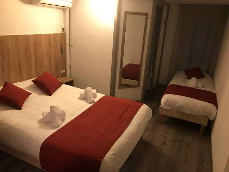 Brit Hotel Plaisance A9/A61 Narbonne Phòng bức ảnh